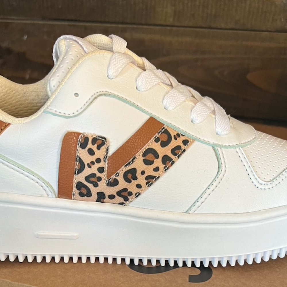 VIVA Leopard Sneakers
